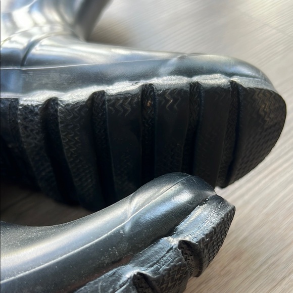 Hunter Women's Original Short Gloss Rain Boots - Picture 8 of 8